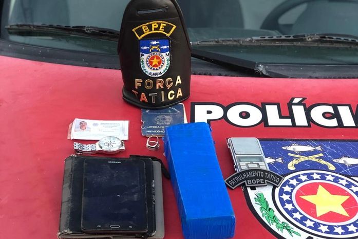 Maconha estava escondida no fogão da residência