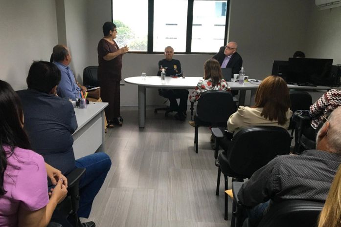 PC participa de reunião no MP para discutir precariedade de abrigo com mais de 220 animais na Santa Amélia