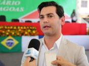 Educação valorizada: Prefeito Rodrigo Valença anuncia reajuste salarial para servidores da folha 40 e 60 da Semed de São José da Laje