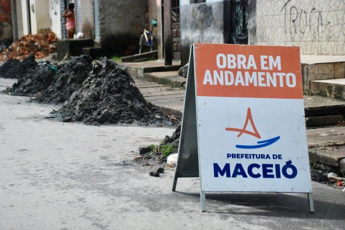 Mais de 170 toneladas de lixo foram retirados da rede de drenagem neste ano em Maceió