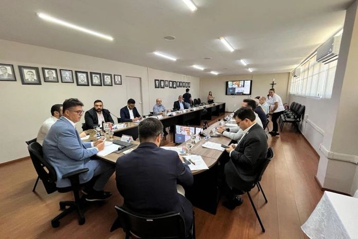 Prefeito Bruno Teixeira participa do Conedes e aprova benefícios para novos investimentos