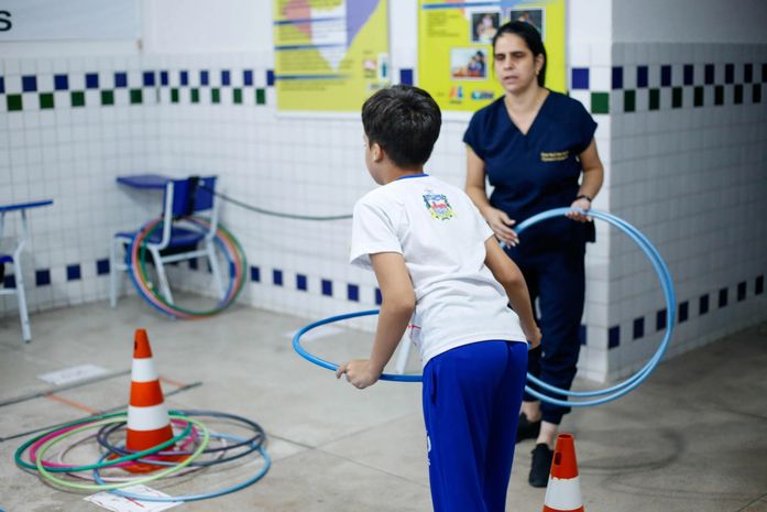 Seduc realiza 4ª convocação do PSS de Profissionais de Apoio da Educação Especial para atender estudantes da capital