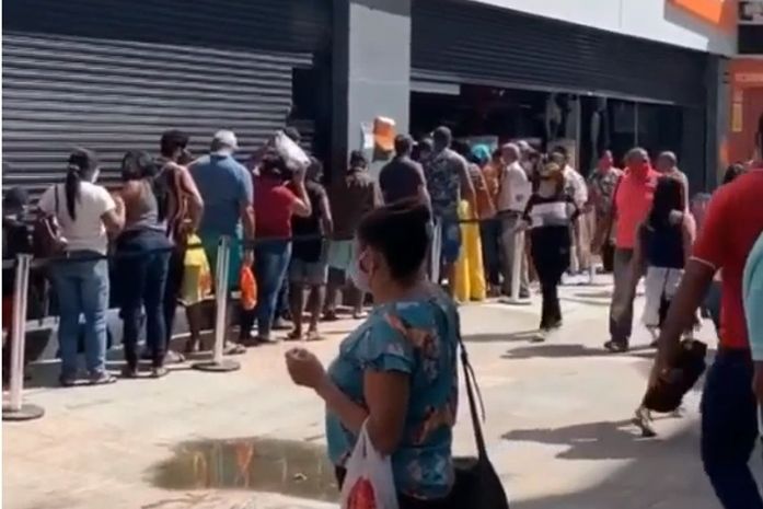 Filas no Centro