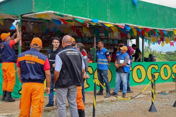 Fiscalização interdita quatro barracas de fogos em Maceió por falta de documentação