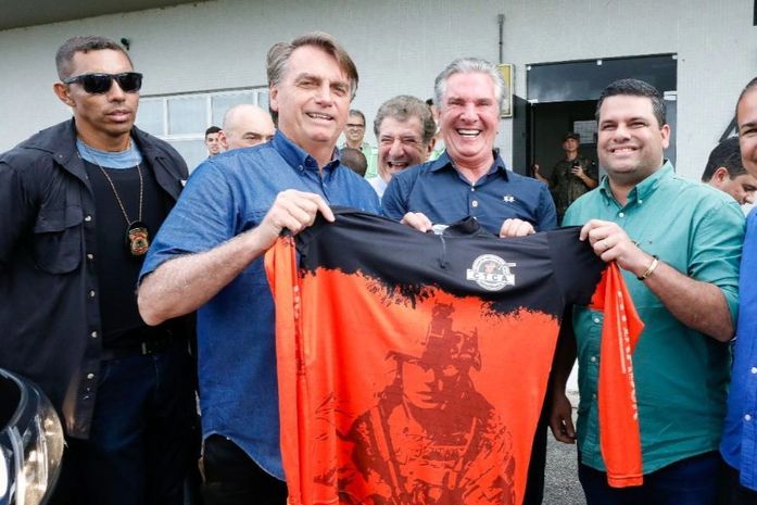 Ao lado de Collor, vereador Thiago ML acompanha visita de Bolsonaro a Alagoas