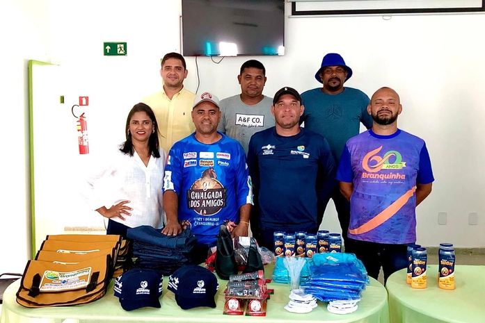 Saúde de Branquinha entrega fardamentos e EPI’s aos Agentes de Saúde e de Endemias