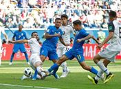 Após polêmica com VAR, Brasil marca duas vezes nos acréscimos e bate Costa Rica