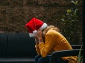 Quando a ausência ocupa a mesa: por que o Natal aprofunda o luto de quem perdeu alguém