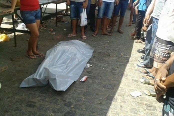 Marchante sofre infarto fulminante e morre na feira da Fumageira em Arapiraca
