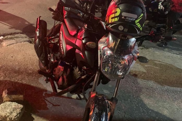 Agentes do Ronda no Bairro encaminham motorista alcoolizado para a Central de Flagrantes após colisão