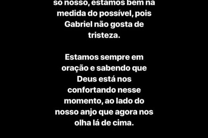 Mensagem de Karoline Calheiros