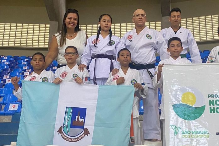 Miguelense, do Projeto Novo Horizonte, é campeã mundial de Karatê tradicional