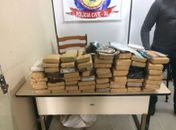 Polícia apreende mais de 50 quilos de drogas escondidas em mata