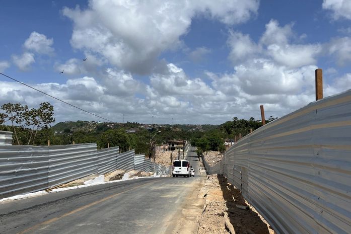 Defesa Civil libera via alternativa para fluxo de veículos no Pinheiro