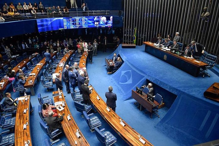 Pausa no Legislativo e definições eleitorais