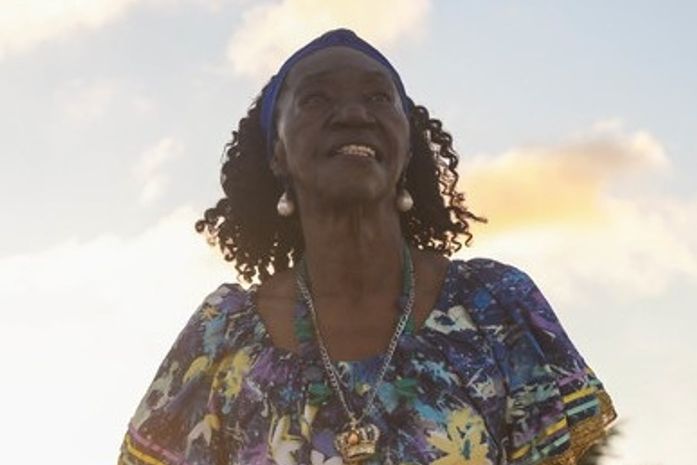 O Governo de Pernambuco tenta desvalorizar a arte de Lia de Itamaracá e ela diz não! Uma Diva essa Lia!