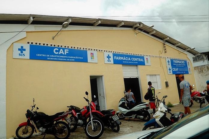 Farmácia Central da Secretaria de Saúde de Penedo recebe medicamentos que estavam em falta
