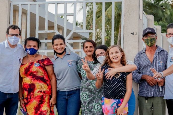 Gilvania Barros faz caminhada no Jardim de Maria