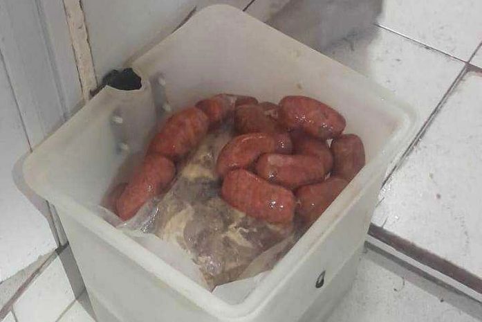 Visa Maceió apreende 90 quilos de carne bovina, charque e linguiça estragados em supermercados e frigoríficos da capital