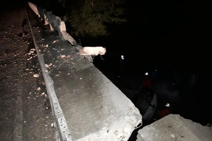 Colisão seguida de capotamento em Piranhas