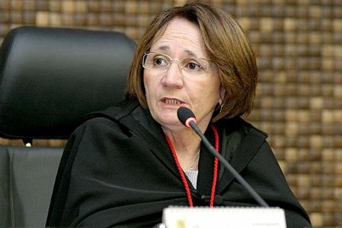 Uma desembargadora, um prefeito e as esposas dos vereadores