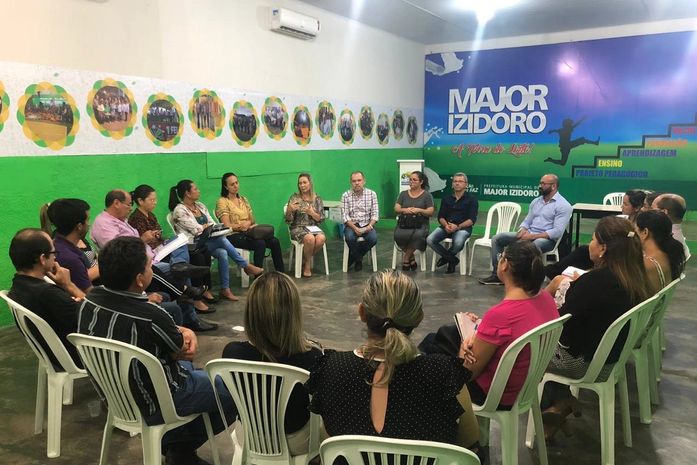 Prefeita de Major Izidoro planeja ações de prevenção ao Covid-19 no município