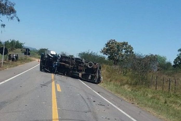 Acidente envolveu três veículos e aconteceu na altura do Km 161, na BR-316