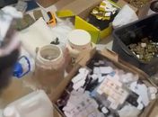 Fábrica clandestina de Mounjaro e anabolizantes é desarticulada na parte alta de Maceió