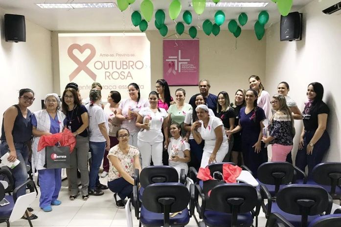 Hospital Regional de Arapiraca celebra Outubro Rosa com exames e depoimentos emocionados