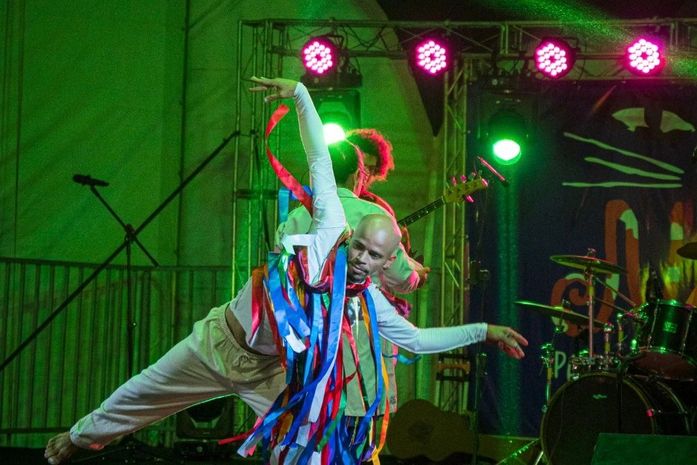 Espetáculo “Nise e os Malucos Beleza” encerra o projeto Nise em Cores e Formas com homenagem à psiquiatra alagoana no Teatro Gustavo Leite