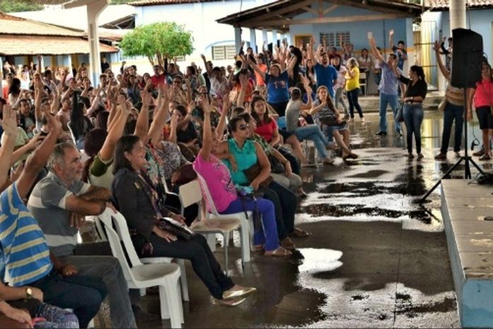 Professores de Arapiraca mantém paralisação