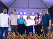 Leopoldina Amorim assina ordens de serviço para o início de importantes obras em Maribondo 