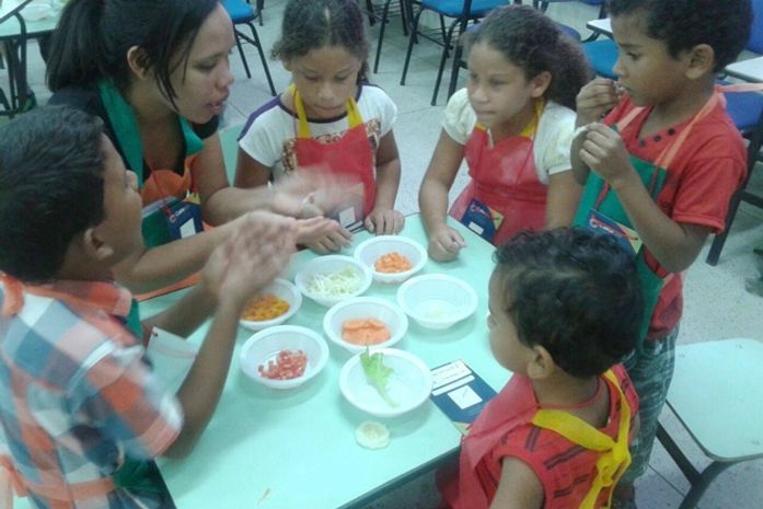 Curso fez sucesso entre a criançada, que aprendeu a brincar de forma saudável (Foto: Divulgação)