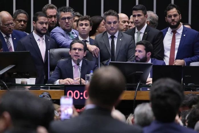 PEC da bandidagem: a falácia do presidente da Câmara e a bancada de Alagoas