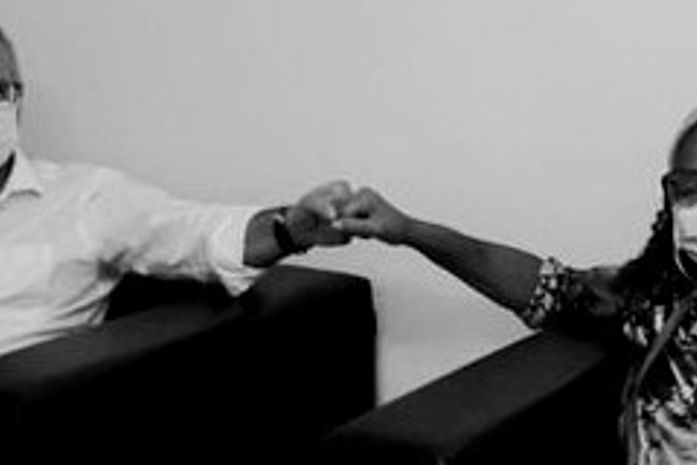 "Arisia, estou orgulhoso de você e quero ajudar."- me diz Renan Calheiros, o senador.