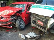 Acidente envolvendo van e carro de passeio deixa feridos em Porto Calvo