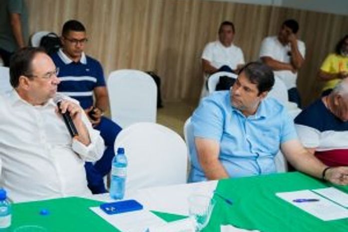 Marco Regulatório: Luciano Barbosa participa com mais 27 prefeitos de reunião do Corseal