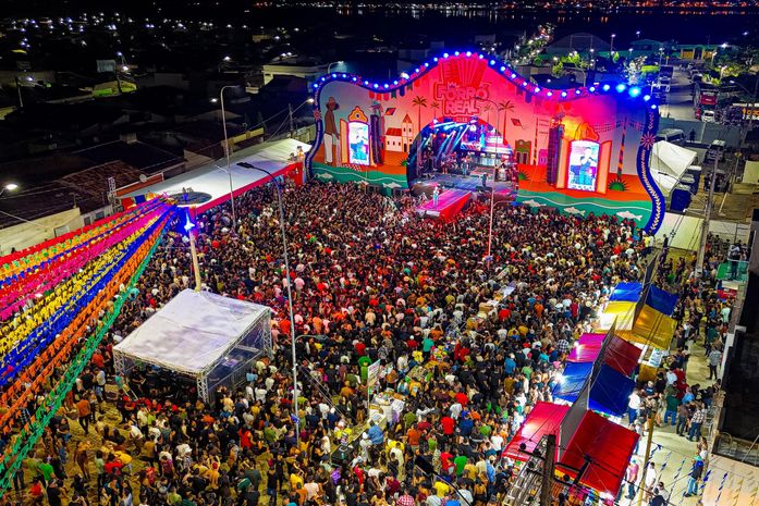 Abertura do Forró Real 2025 reúne grande público e dá início ao maior forró do Baixo São Francisco