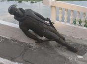 Prefeito de Penedo lamenta ato de vandalismo em estátua e diz que culpados serão punidos