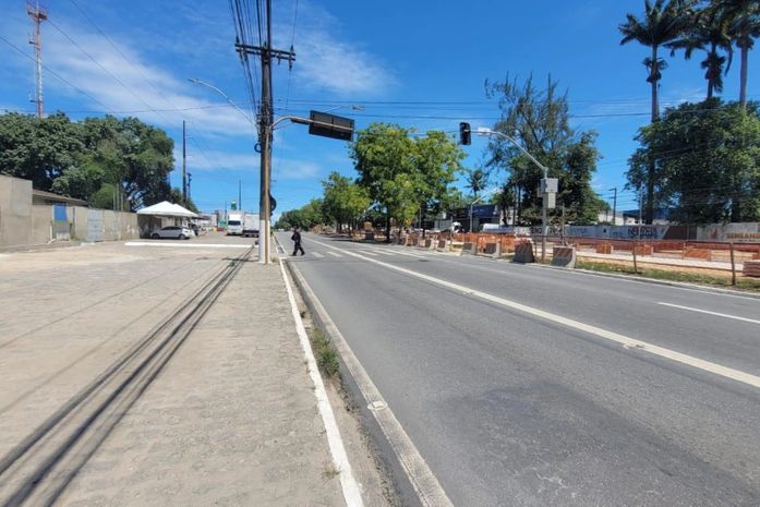 Transporte turístico passa a ter permissão para usar a faixa exclusiva