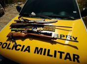 Armas de fogo foram apreendidas dentro de veículo, na AL-105