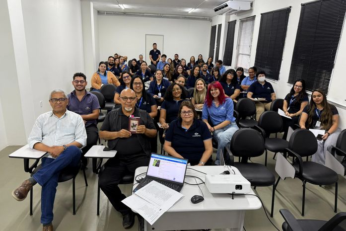 Dia do Escritor: Fundepes inaugura Estação da Leitura e recebe palestra do escritor e bibliotecário da Edufal/Ufal