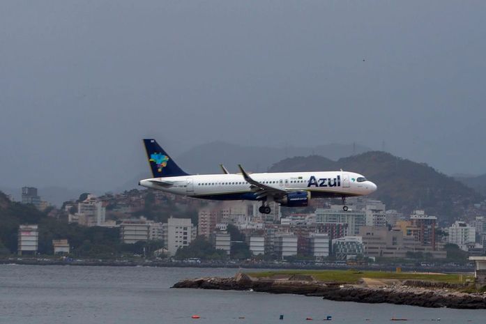 Avião