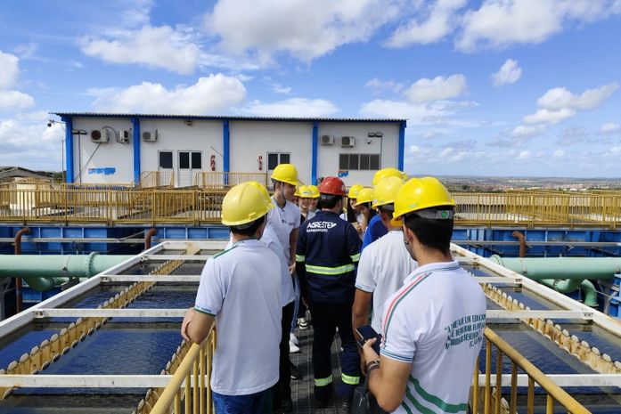 Projeto de educação ambiental leva conhecimento sobre tratamento da água a estudantes do Agreste