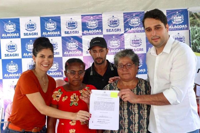 Em parceria com a SEAGRI, Prefeitura de Santana do Mundaú entrega kits de irrigação à comunidades quilombolas