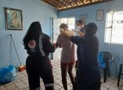 Idosos, mãe de 96 anos e filho de 74 são regatados em situação de abandono 