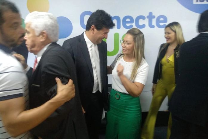 Prefeita de Major Izidoro participa de evento com Renan Filho e Ministro da Saúde