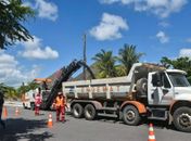 Primeira etapa da obra é a fresagem do asfalto