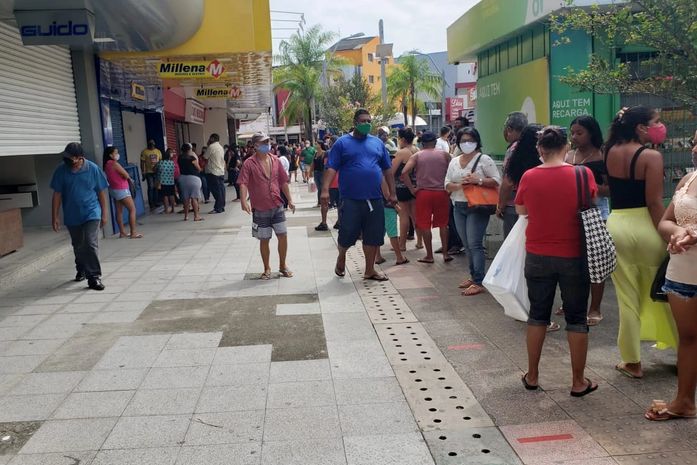 Filas gigantes foram registradas no Centro