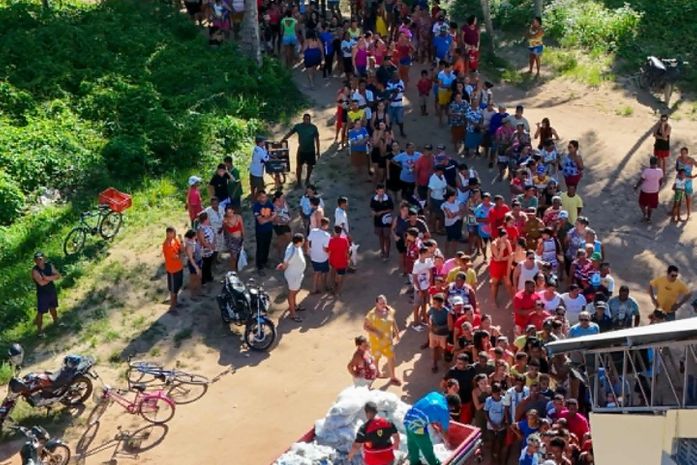 Prefeito Daniel Vasconcelos promove entrega ampliada de kits da semana santa em Maragogi